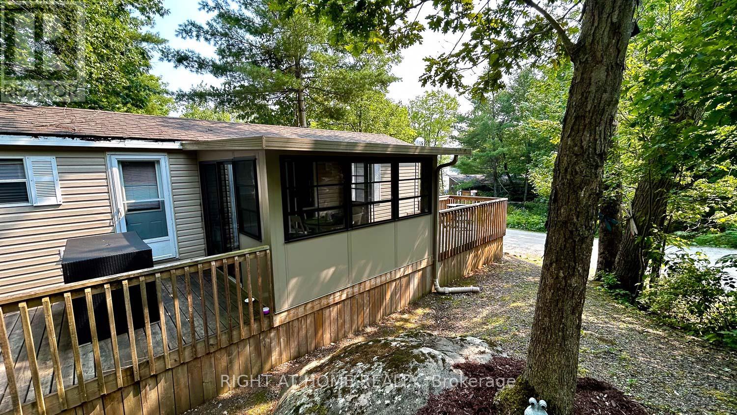 29 MAPLE RIDGE - 1336 SOUTH MORRISON LAKE ROAD