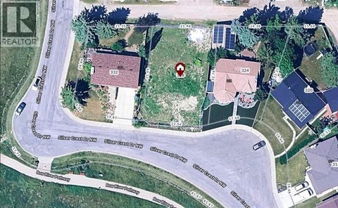 328 Silver Crest Drive NW Calgary AB T3B2Y2