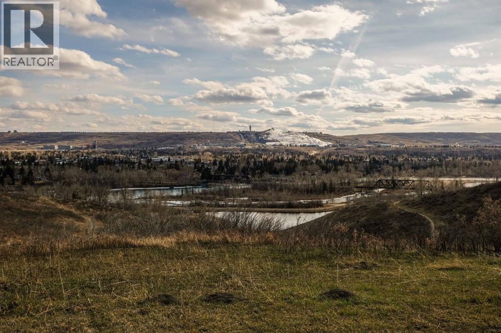 328 Silver Crest Drive NW