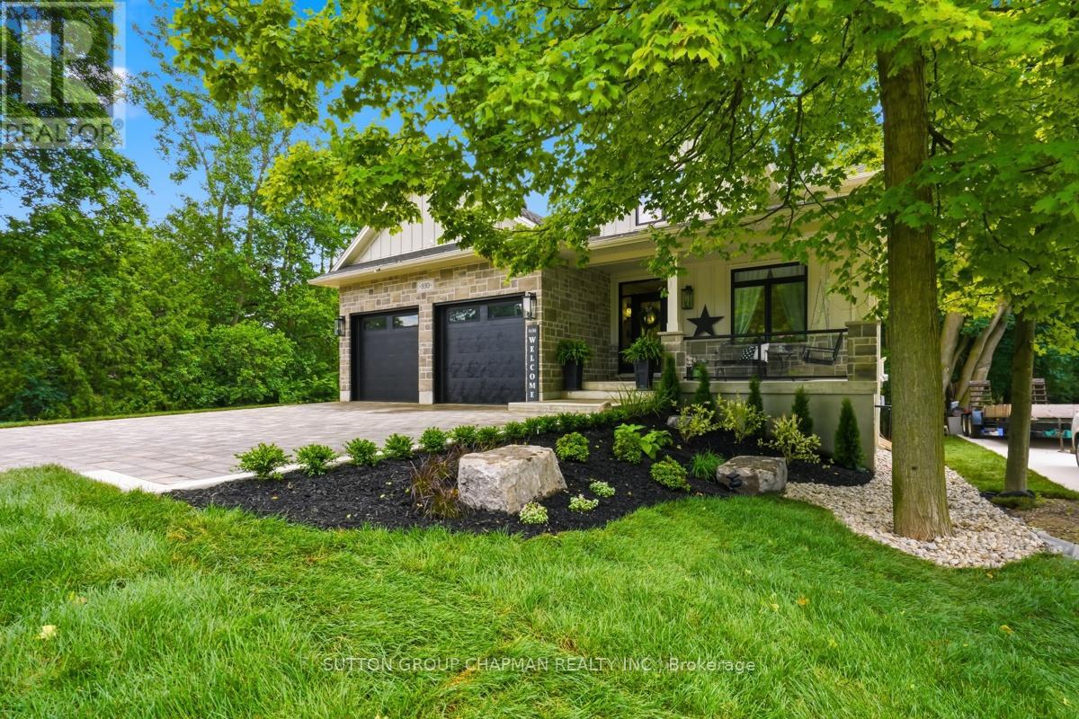 Photo 1 of 49 — 830 RIVERSIDE DRIVE, London North (North Q), ON N6H2S9