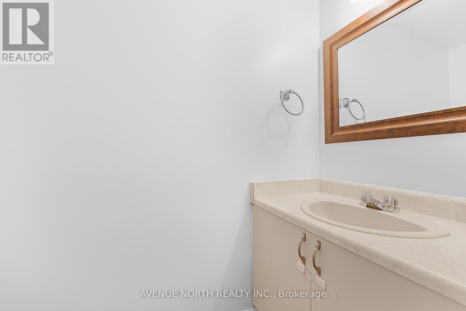 - - 104 BANNERHILL PRIVATE