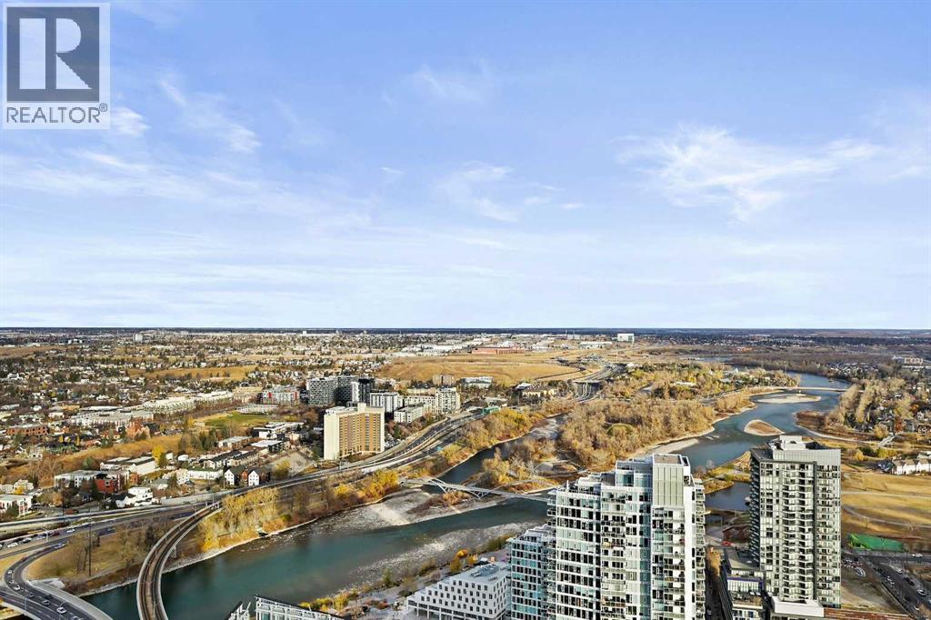 4104, 530 3rd Street SE