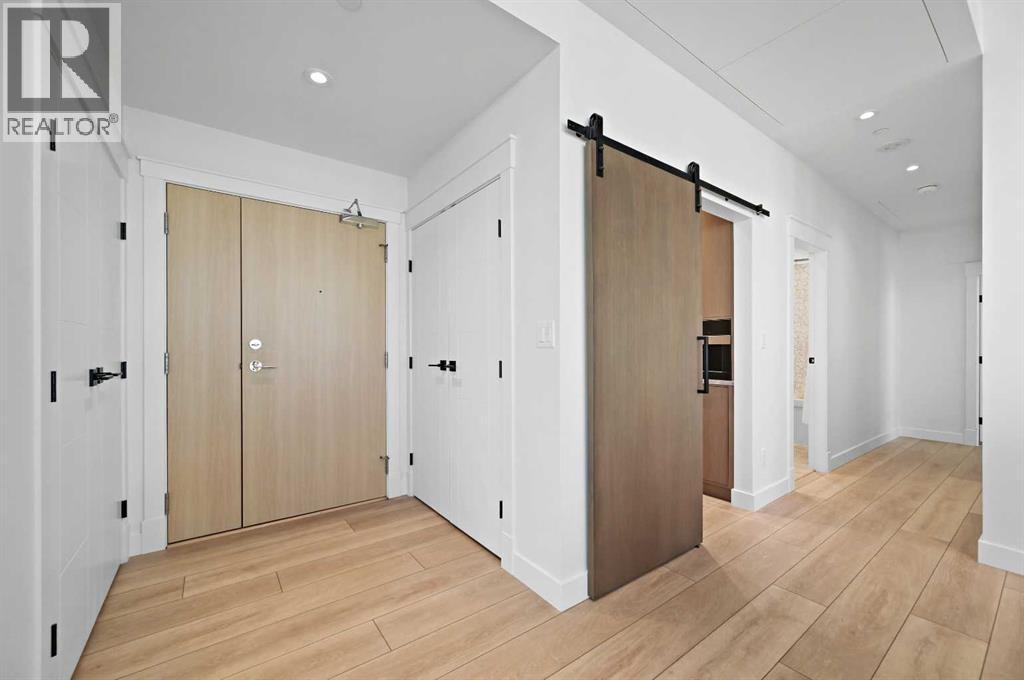 4104, 530 3rd Street SE