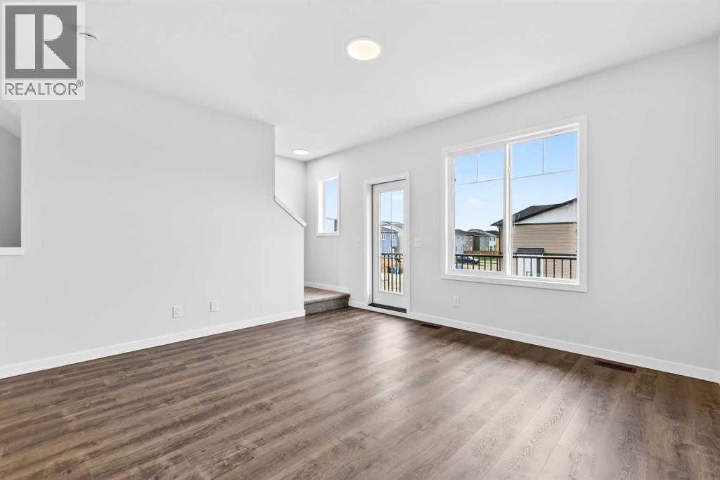 10 Hotchkiss Parade SE