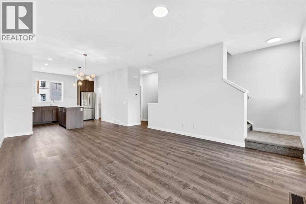 10 Hotchkiss Parade SE