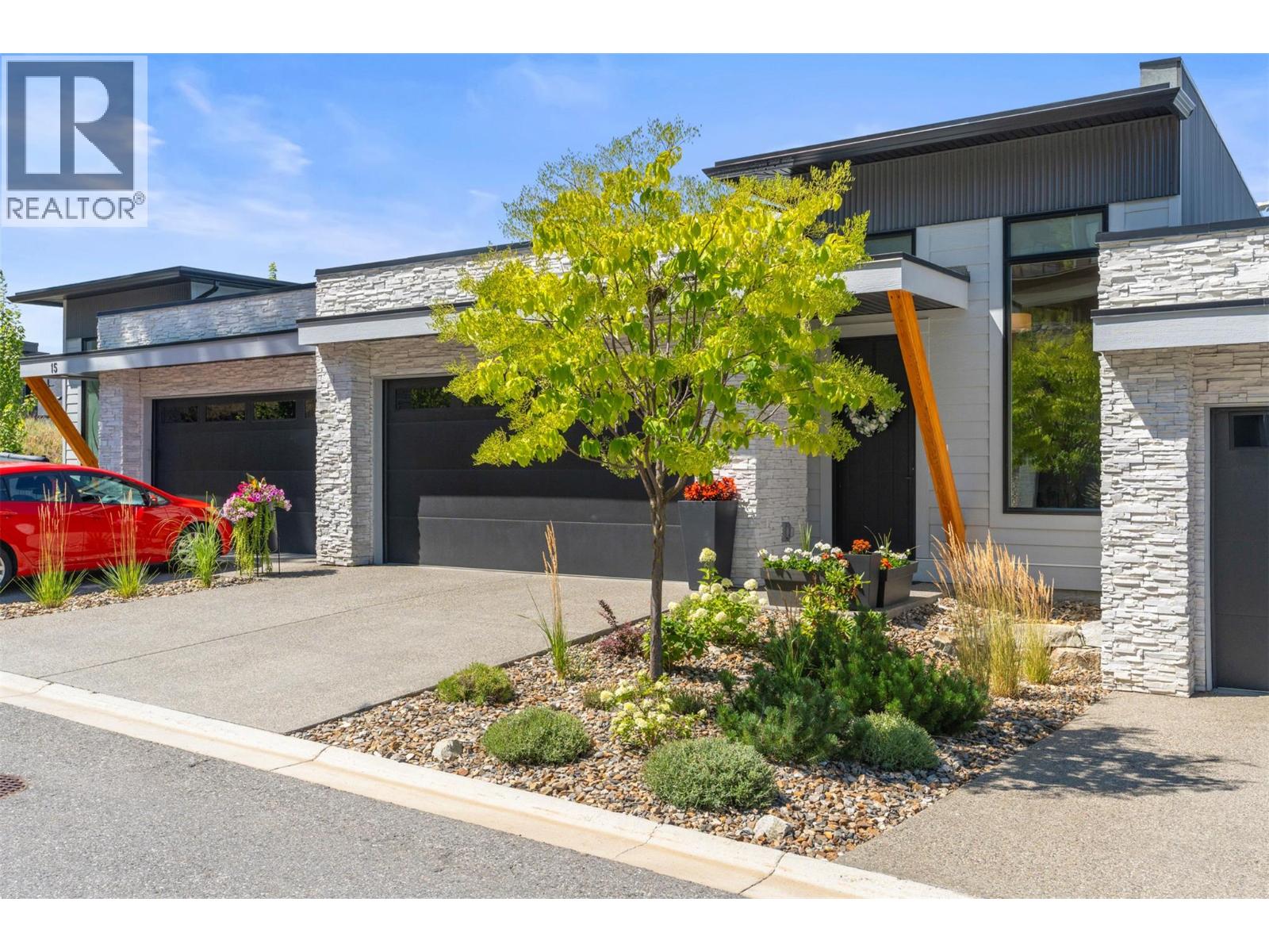 269 Diamond Way Unit# 13