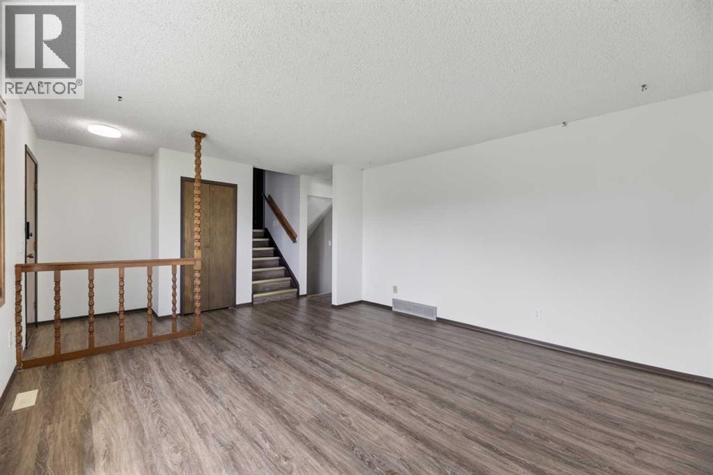 11 Westhill Crescent