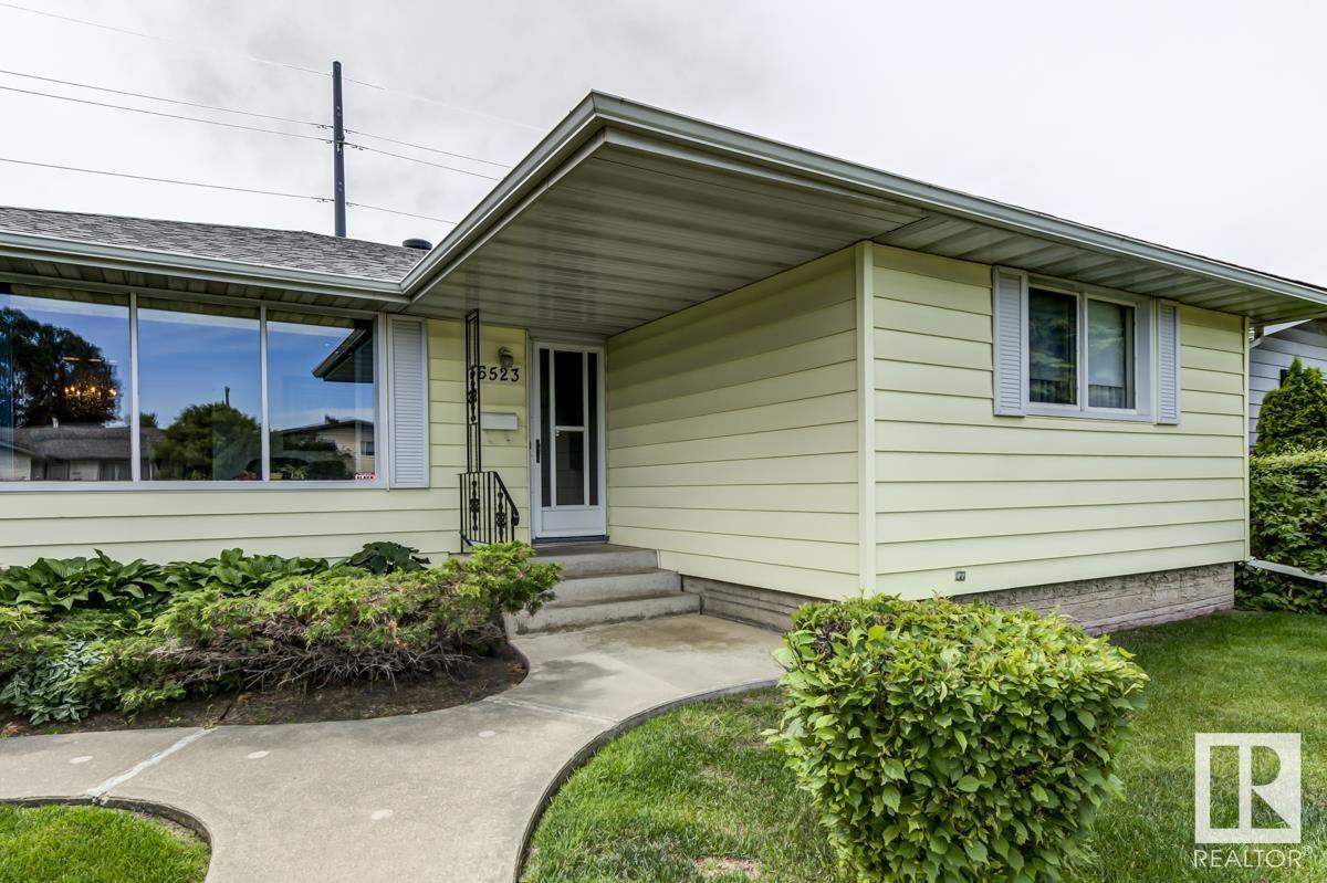 16523 79A AV NW
