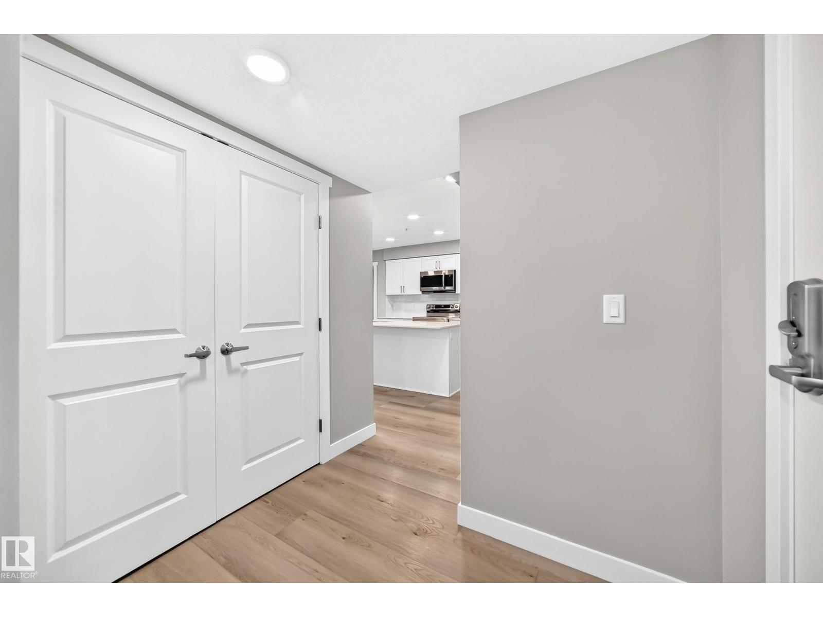 #128 1506 TAMARACK BV NW