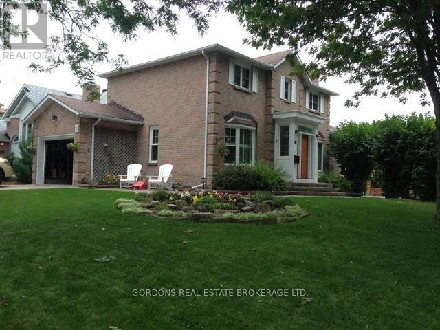 Photo 1 of 49 — 1 BUCKINGHAM COURT, Kingston (Kingston East (Incl Barret Crt)), ON K7K6V8