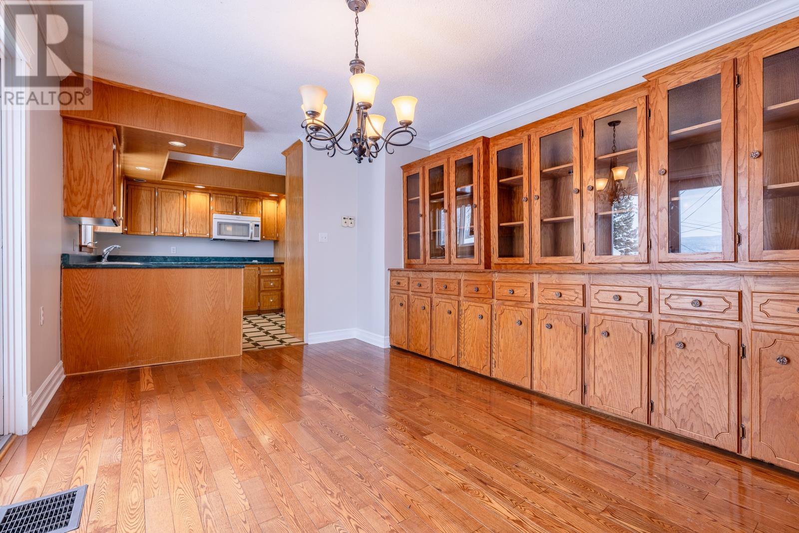 13 A Musseaus Avenue