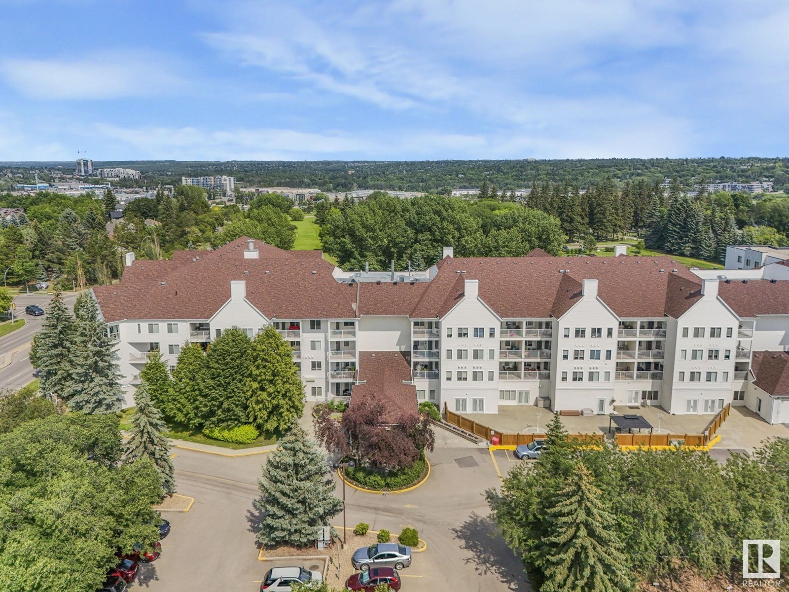 #112 78 McKenney AV