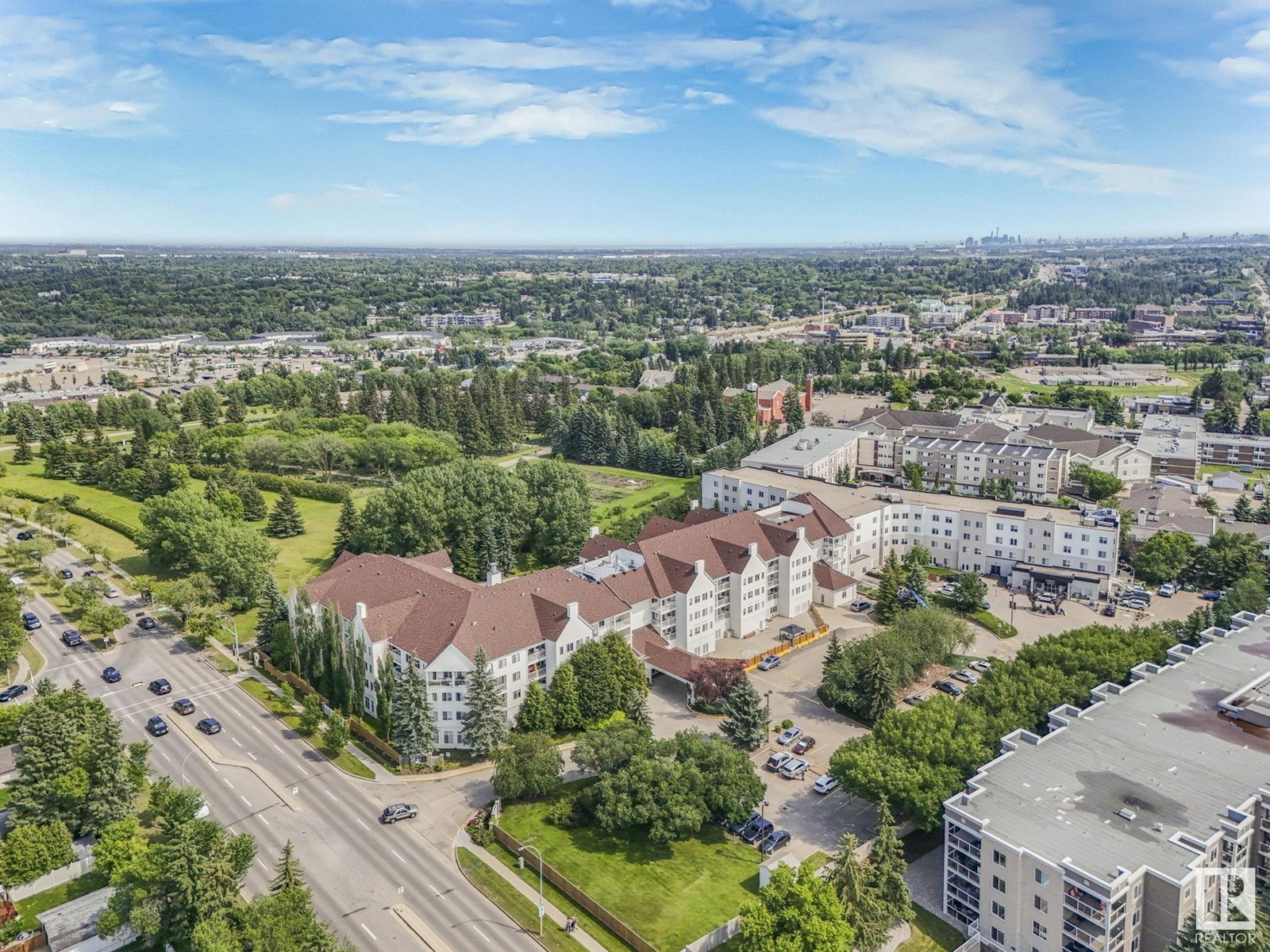 #112 78 McKenney AV