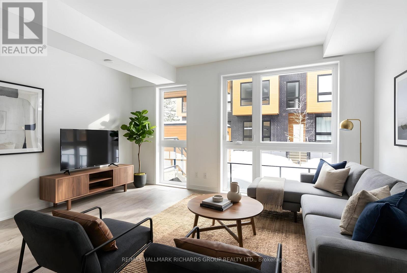 23 - 35 BIRCHCLIFF AVENUE