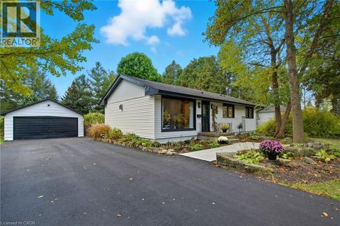 570 WESTVIEW Avenue Ancaster ON L9G1N9