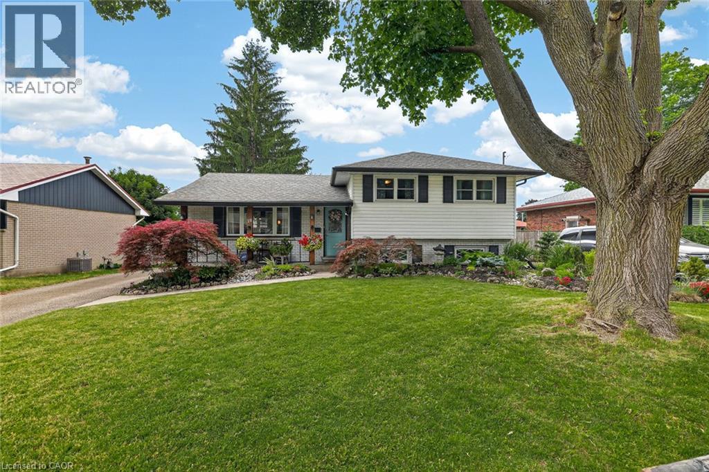 78 LYNDALE Crescent
