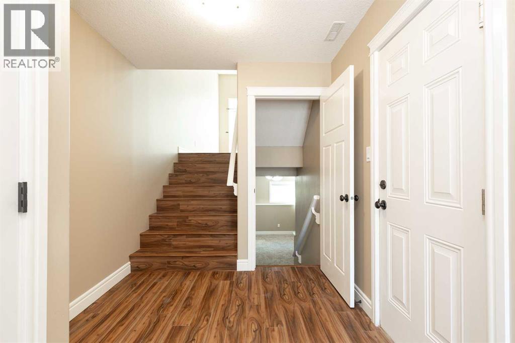 865 Mt Sundance Manor W