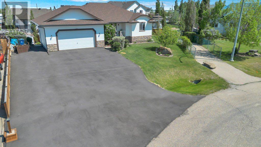 15 Henderson Bay NE