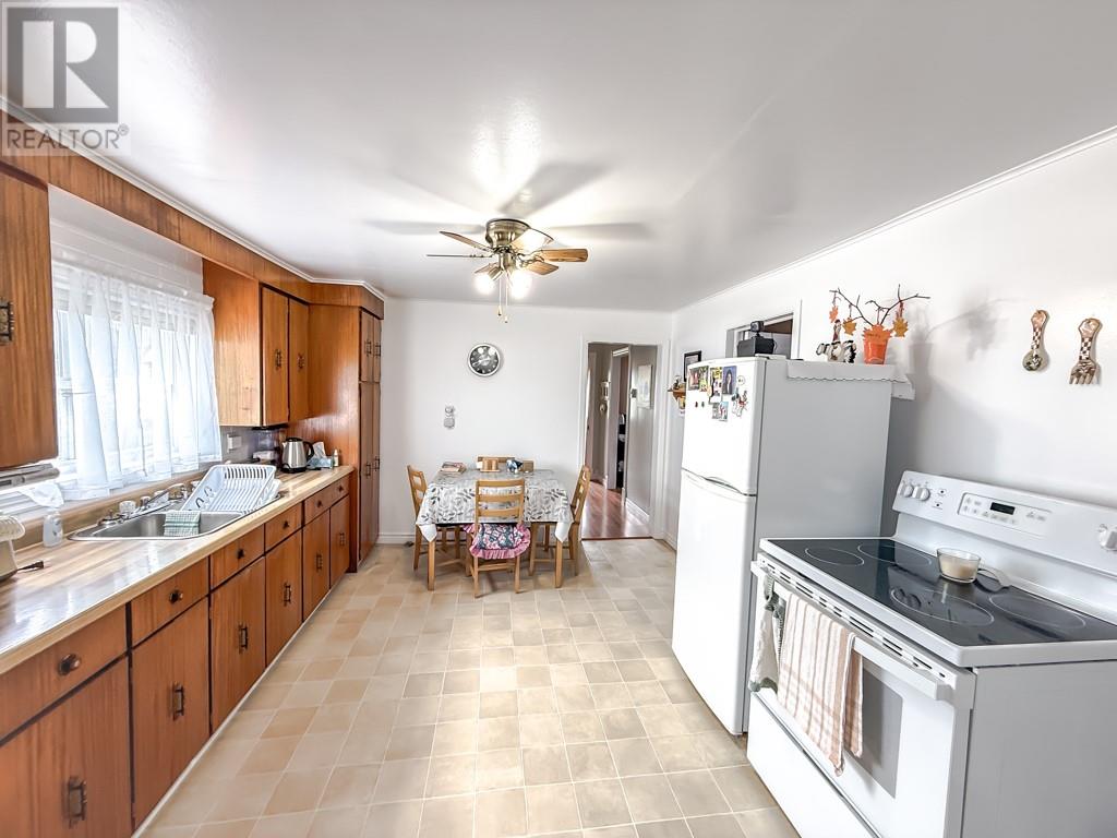 3 Sandy Cove Road