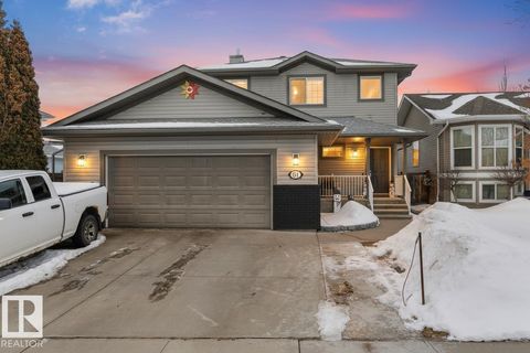 61 WEDGEWOOD CR Fort Saskatchewan AB T8L4S3