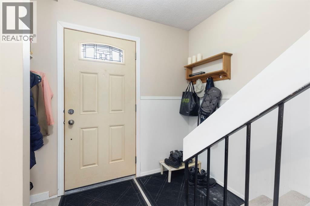 41, 4940 39 Avenue SW