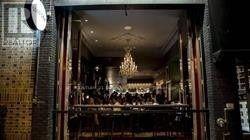 1096 QUEEN STREET W