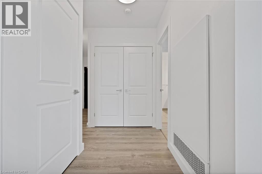 50 GRAND Avenue S Unit# 901