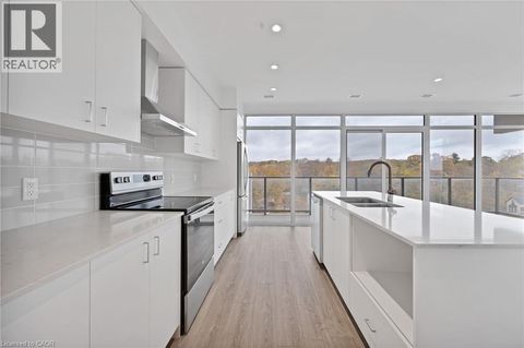 50 GRAND Avenue S Unit# 901 Cambridge ON N1S0C2