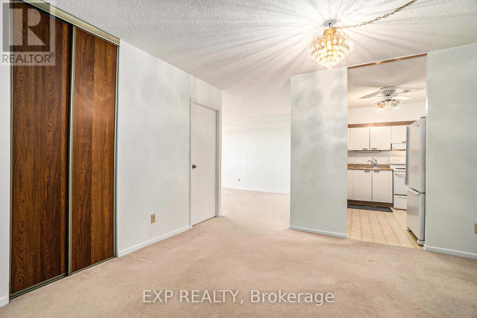 408 - 900 DYNES ROAD