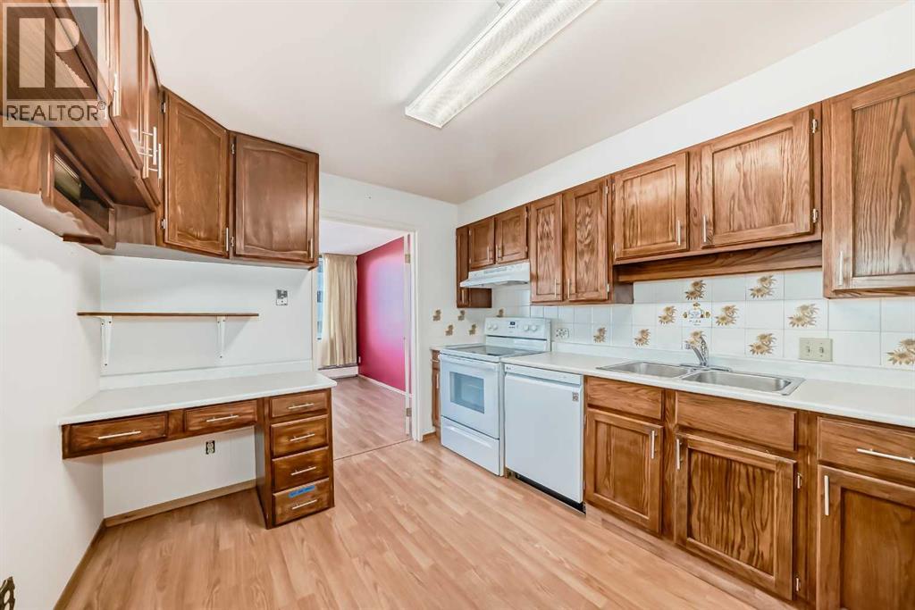 607, 330 26 Avenue SW