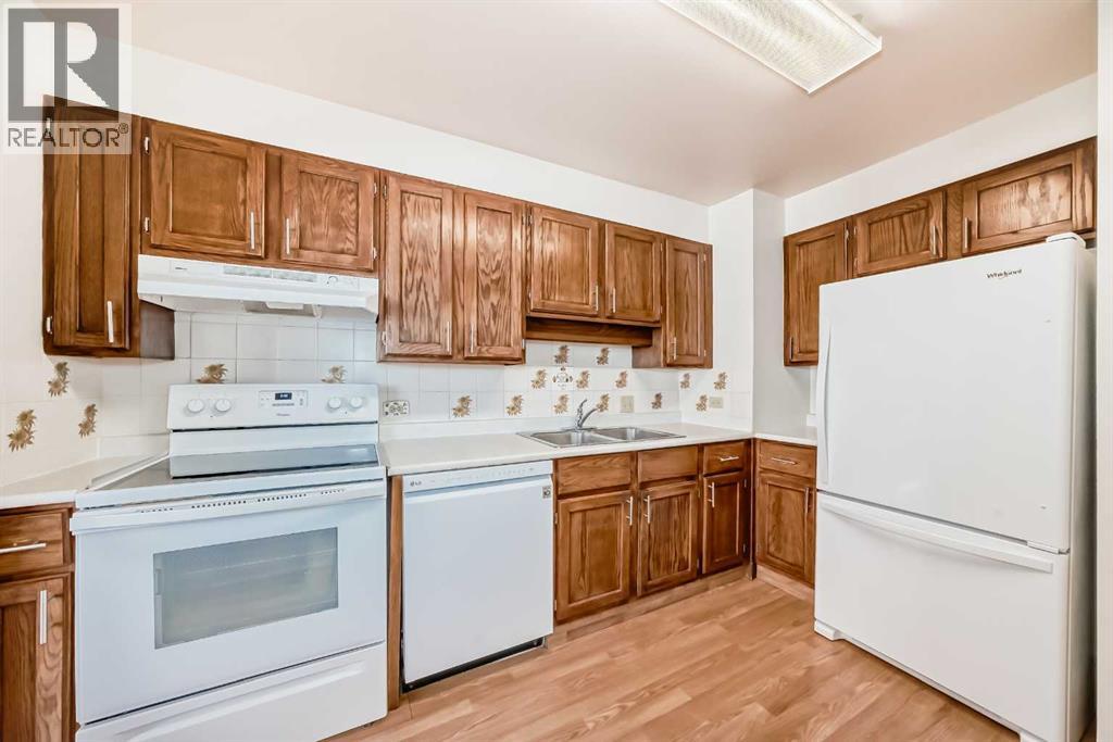 607, 330 26 Avenue SW