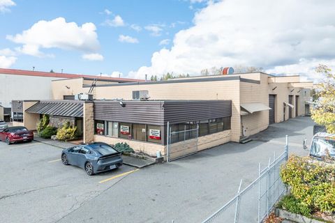 12487 82 AVENUE Surrey BC V3W3E8
