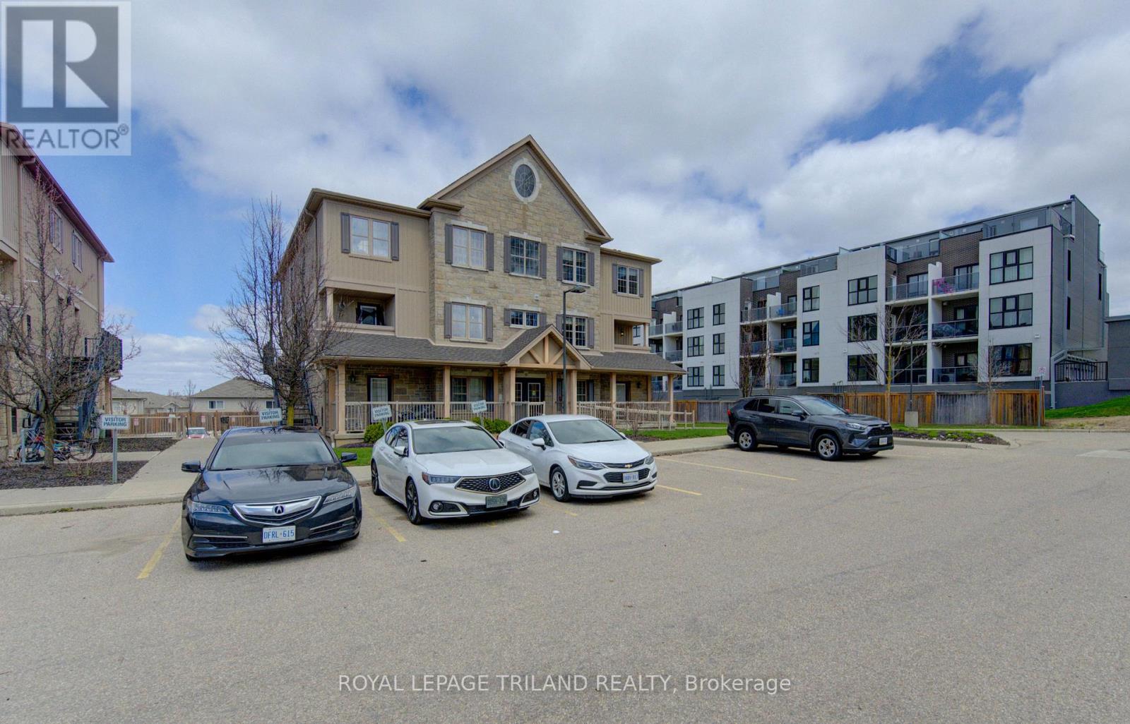 9H - 1460 HIGHLAND ROAD W