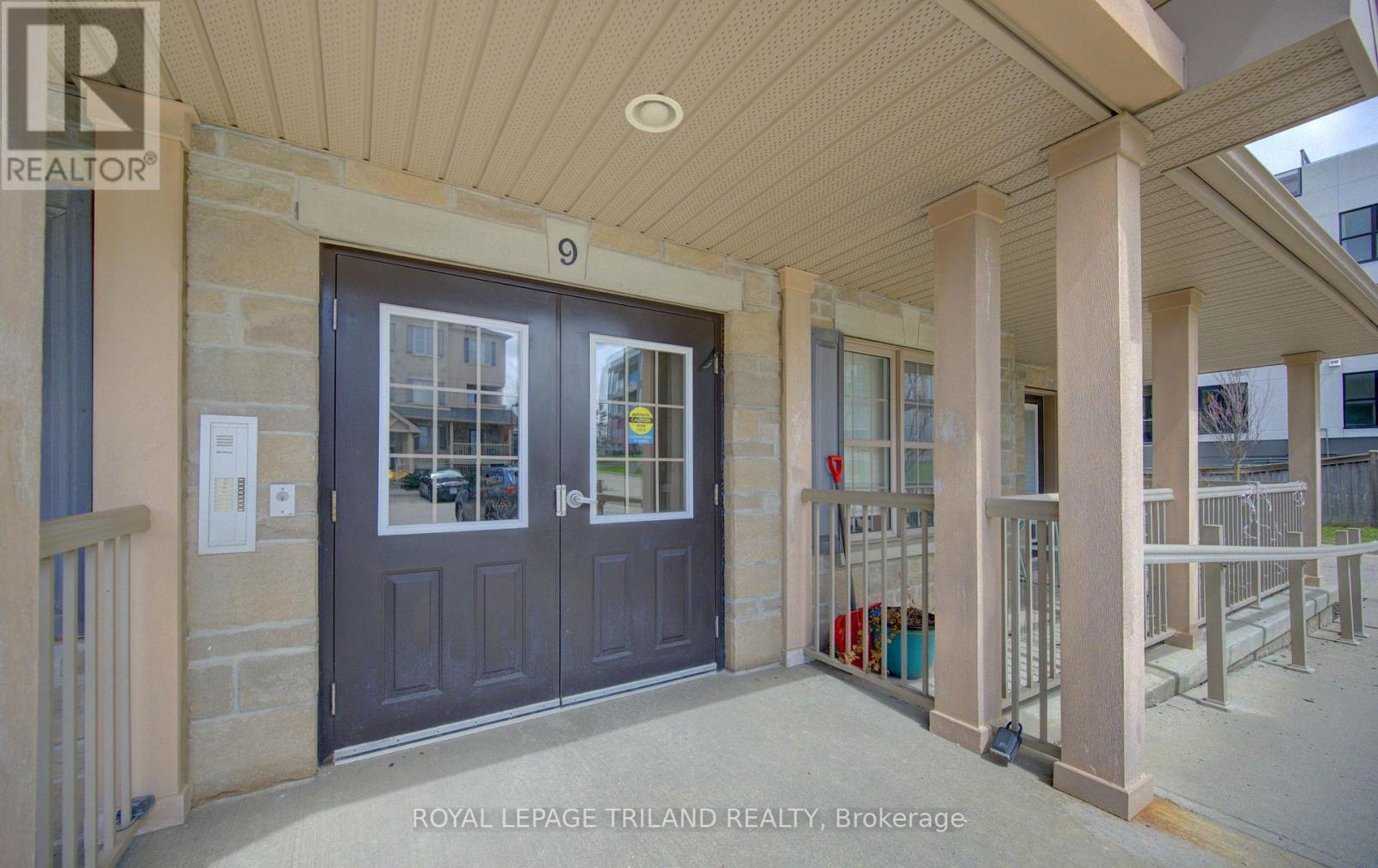 9H - 1460 HIGHLAND ROAD W