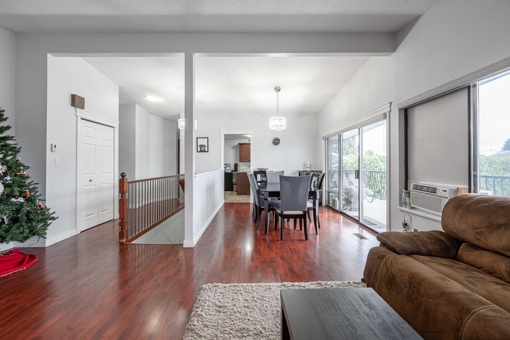 3237 ATWATER CRESCENT