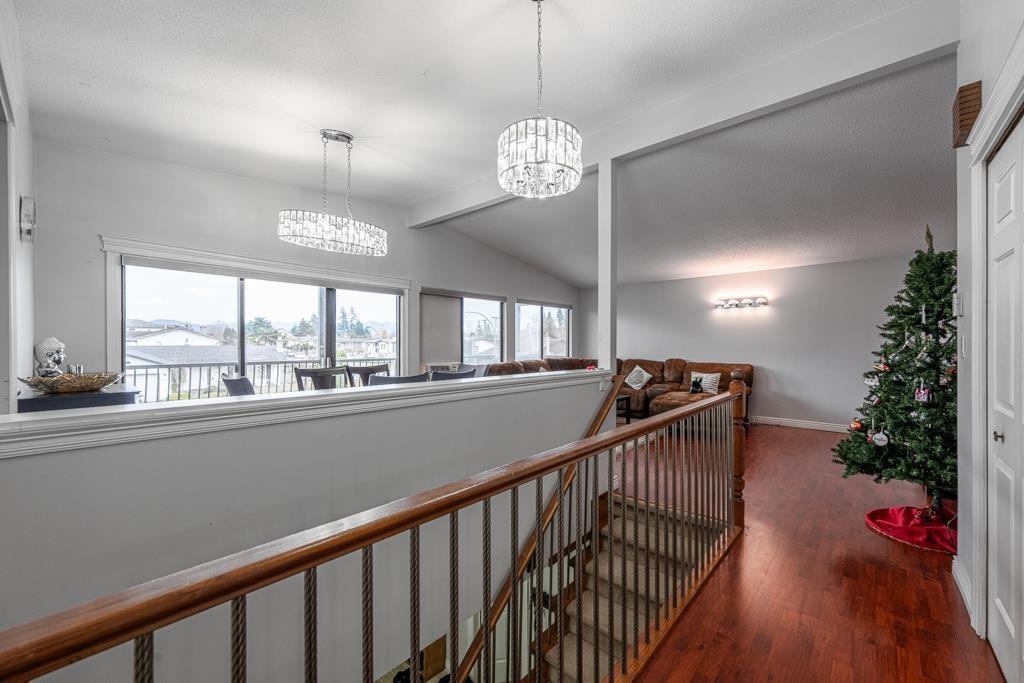 3237 ATWATER CRESCENT