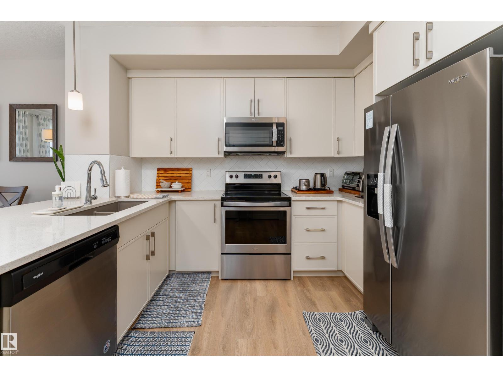 2520 152 AV NW