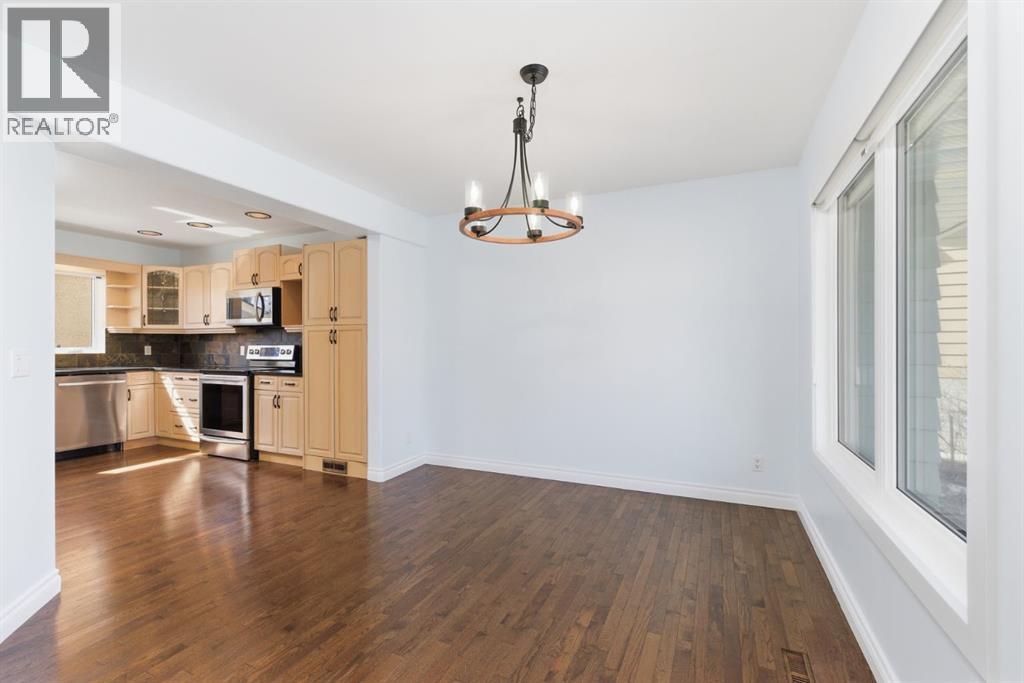 1315 Lake Michigan Crescent SE