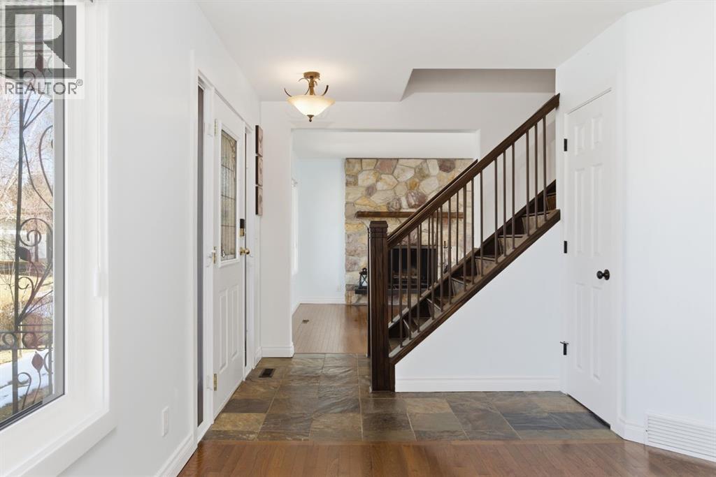 1315 Lake Michigan Crescent SE