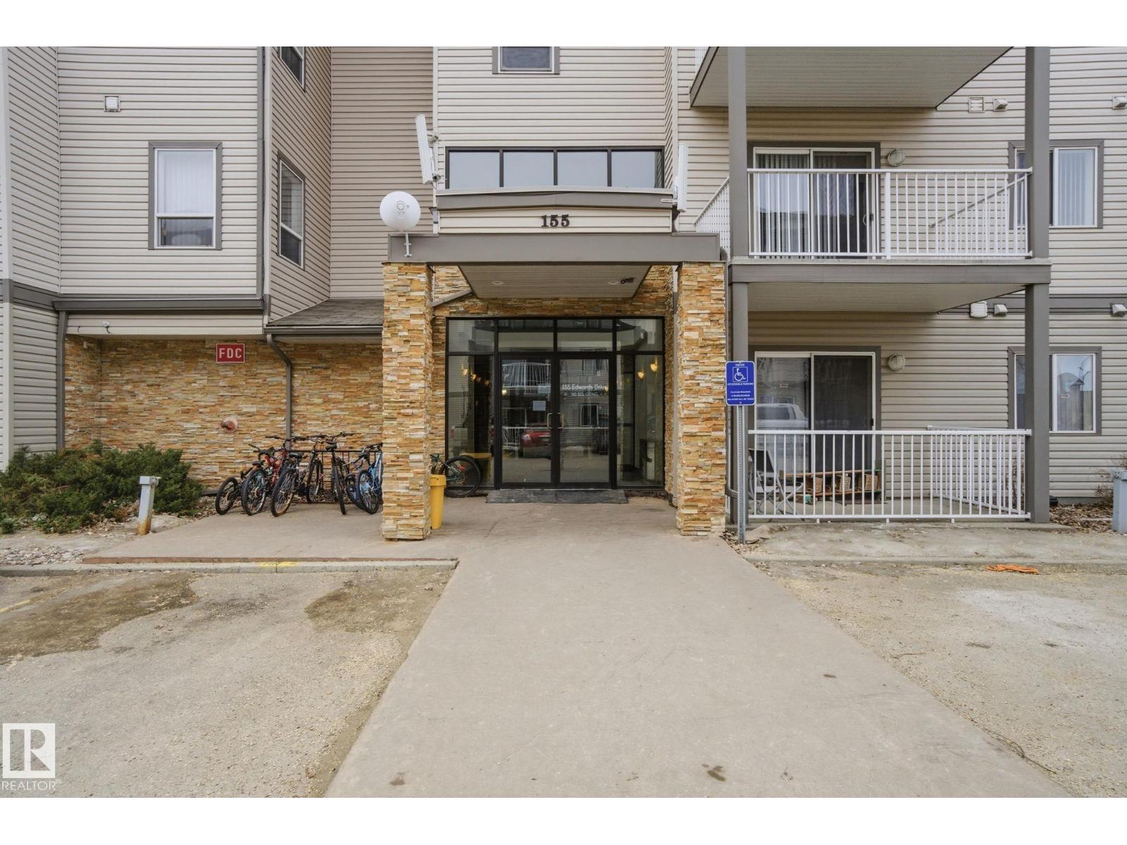 #421 155 EDWARDS DR SW