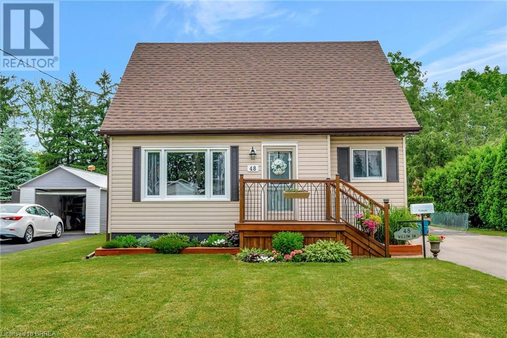 48 WILLOW Drive