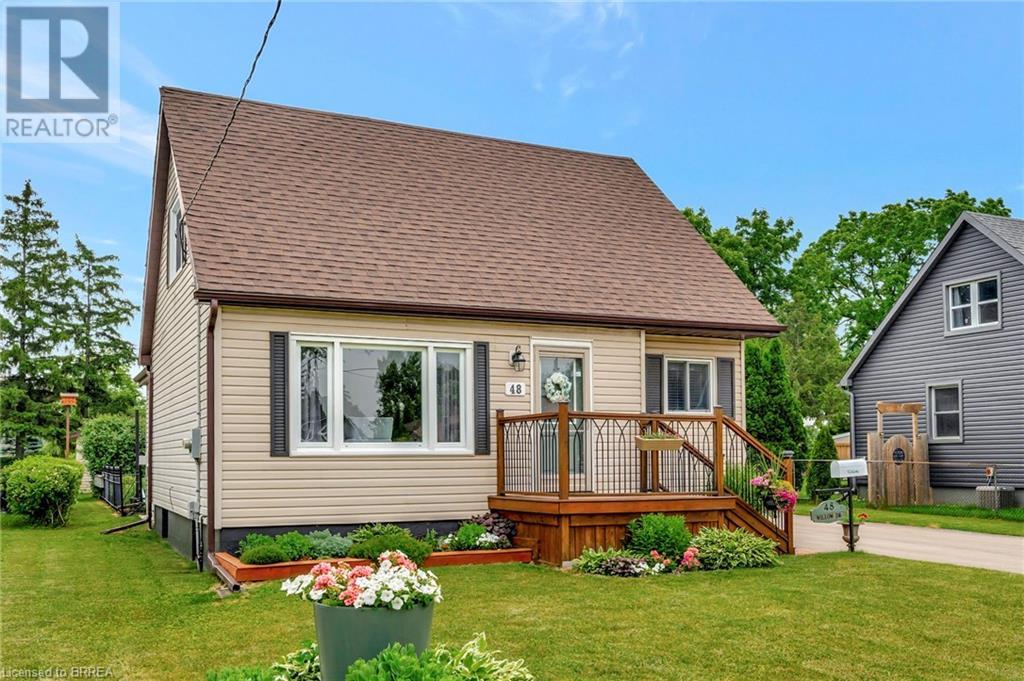 48 WILLOW Drive