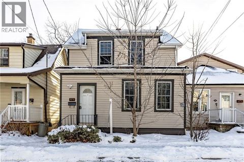 91 ROYAL Avenue Hamilton ON L8S2C6