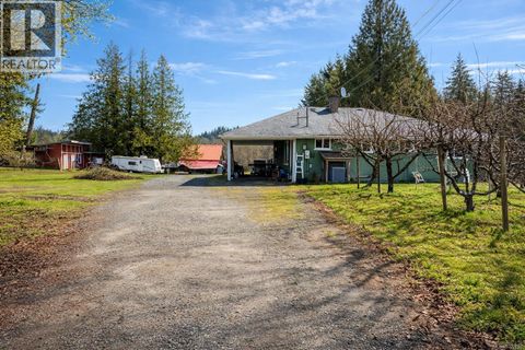 Property photo of 7521 porier rd, sooke, BC v9z0j6