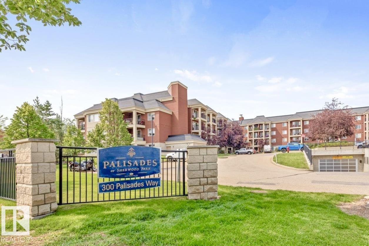 #421 300 Palisades WY