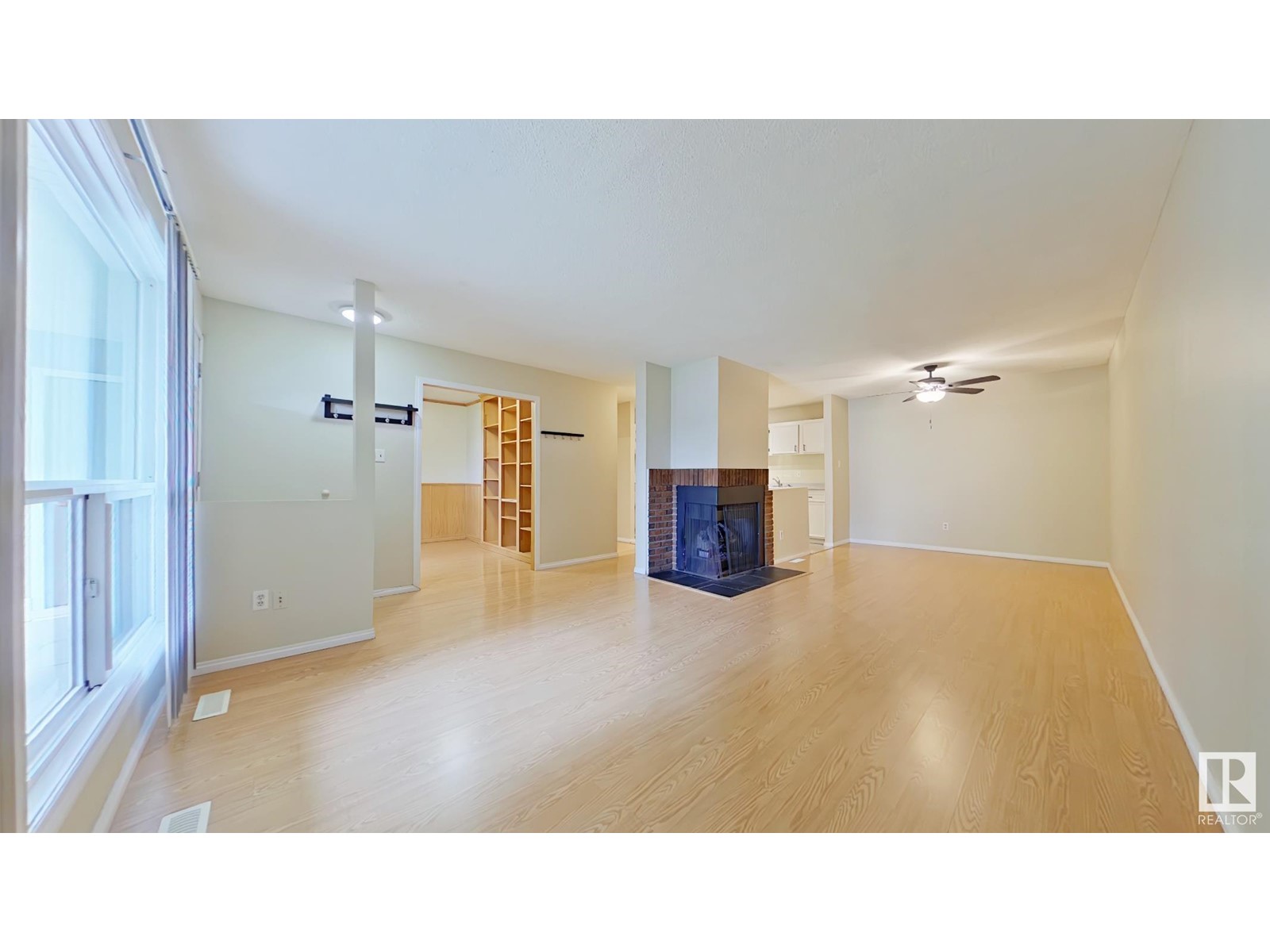 1804 111a ST NW