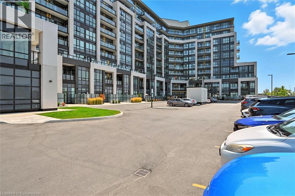 405 DUNDAS STREET Street W Unit# PH06