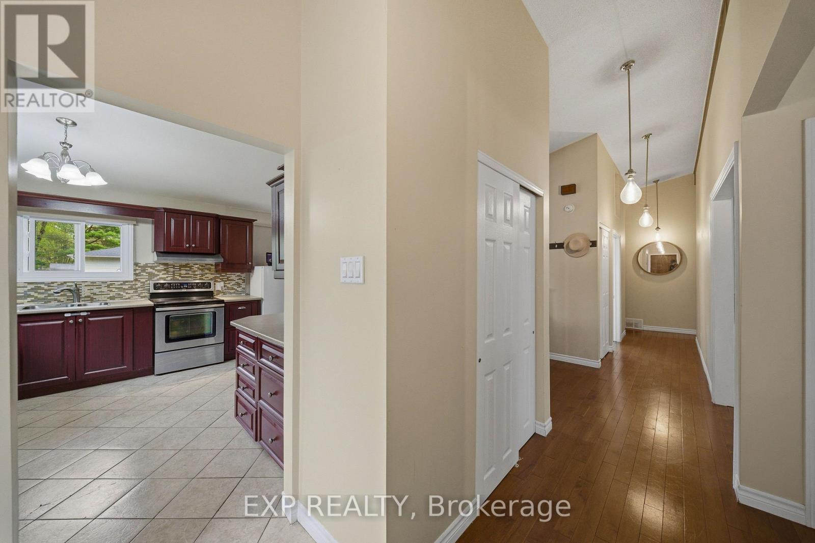 136 RESTHAVEN AVENUE