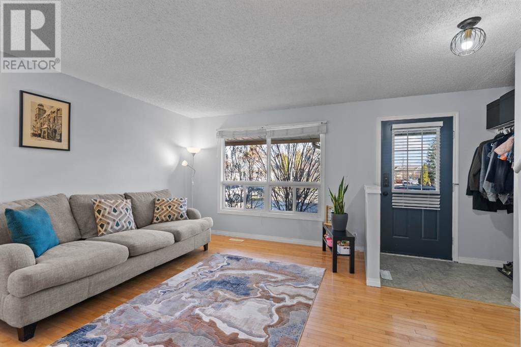 18 Queen Anne Close SE
