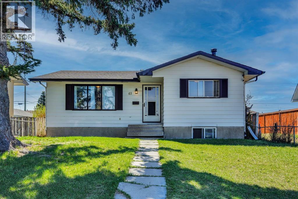 43 Maranda Close NE